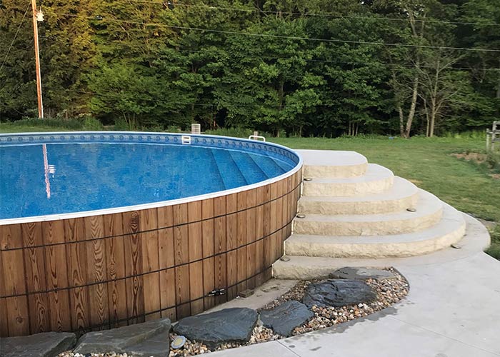 wooden pool with stairs